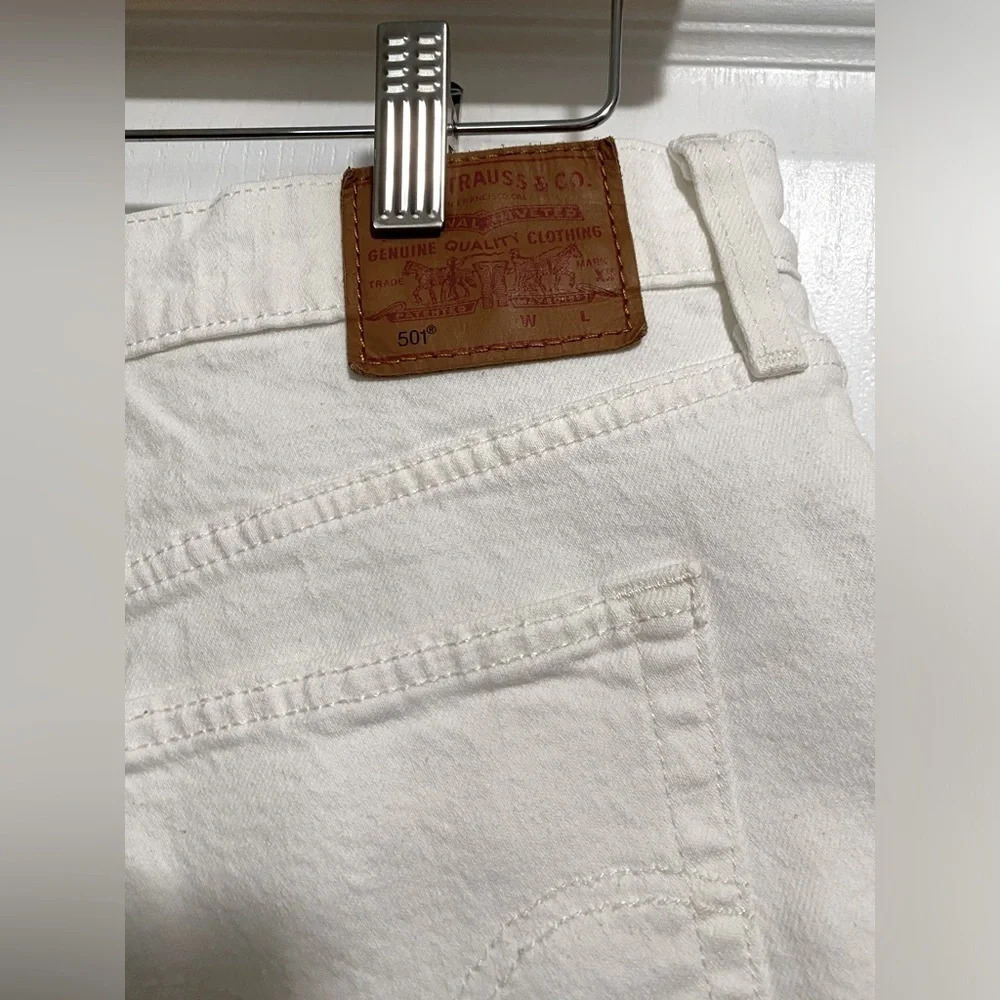 LEVI’S 501  Denim Shorts - Picture 3 of 8